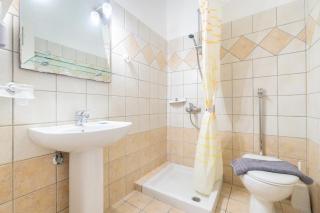 Angelina Studio 3 - Roda - 1