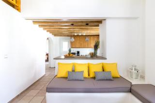 Pineapple House Mykonos - Ornos - 9