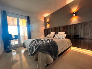 Santa Maria Village, Elviria, Marbella - Marbella - 2