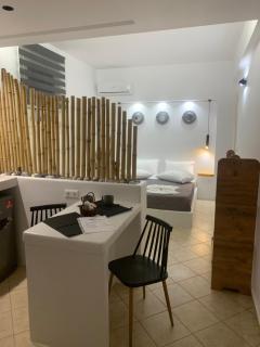 Little Yard Studios & Apartments #7 - Naxos Chora - 0