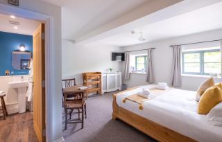 The Bell at Sapperton - 9