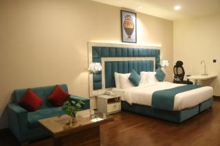 SK Premium Park, World Square Mall - Ghaziabad - 2