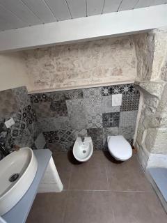 LA 13 guest house - 2