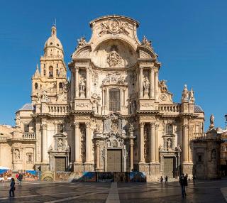 Hermosas vistas a la Catedral - Murcia - 7