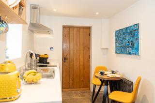 Mattie's Loft - Bletchingley - 3