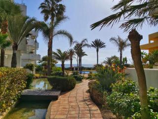 Lets in the Sun La Cala de Mijas Beachside Apartment - La Cala de Mijas - 6