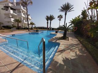 Lets in the Sun La Cala de Mijas Beachside Apartment - La Cala de Mijas - 5
