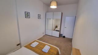 Southsea Escape - Coastal Holiday Apartment - 2 double bedrooms - Portsmouth - 6