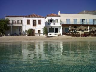 Fishermen Beach House - Dhiakofti - 9