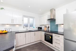 BOURNECOAST: BEAUTIFUL HOUSE WITH GARDEN - HB6332 - Christchurch - 4