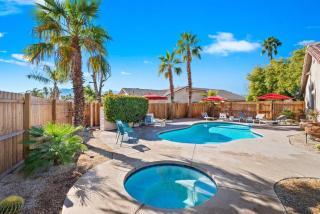 Palm Tree Inn Home With Gated Pool Perfect For Families - La Quinta - 5