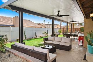 Palm Tree Inn Home With Gated Pool Perfect For Families - La Quinta - 1