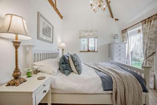 The Byres, Elmley Castle - Little Comberton - 1