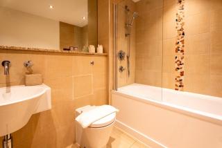 Southside Apartments, Sleeps 4, Free Parking. - Birmingham - 7