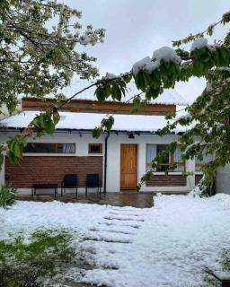 Casa Jardin Adesmia - Esquel - 8