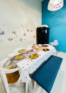 THE BLUE HOUSE Homestay - Kamunting - 1