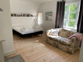 Mysigt hus för 2 familjer - 6