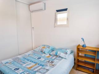 Les pieds dans l'eau avec vue sur mer, Près de la plage de L'autre Bord ! - 4