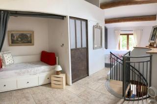 Maison Provençale avec piscine en bord de ruisseau - Lafare - 3