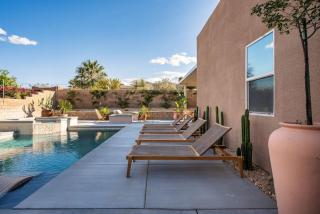 Pueblo Viejo Desert Minimalist Pool Home - Bermuda Dunes - 0