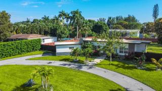 Spacious home in Miami Shores - 8