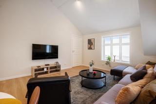 Unique and Spacious Apt close to City Centre - 4