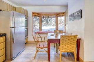 Stunning Summit Condo with Sauna, Hot Tub, Pickleball - Sun Valley - 2