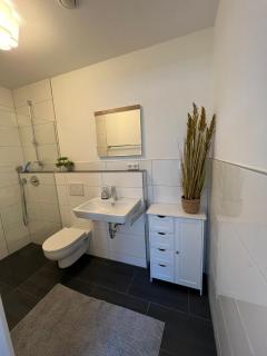 Krullywood- Modernes 1 Zimmer Appartement - 2