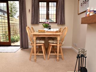 2 Bed in Moreton-In-Marsh 75870 - Whichford - 4