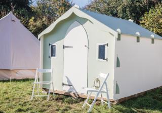 Silverstone Glamping and Pre-Pitched Camping with intentsGP - Silverstone - 1