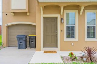 Modern Chic Family Home w/ Pool & Spa Near Disney - Davenport - 2
