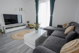 Apartament Radiana - Baile Felix - 1