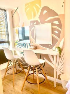 Large Stylish 3 bedroom City centre Apartment Free secure Parking - Liverpool - 6