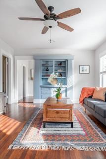 Spacious Home Close to Downtown Long Beach & Convention Ctr - Long Beach - 8