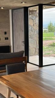 Casas Frente al Lago en Barrio Privado Punta Peñon - Villa del Dique - 4
