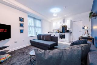 Charming Apartments - Rocky Ln Chambers Flat 2 - 0