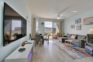 Sunny Fort Walton Beach Condo - Walk to Ocean! - 3