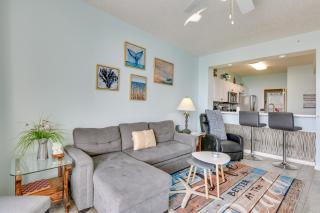 Sunny Fort Walton Beach Condo - Walk to Ocean! - Fort Walton Beach - 7