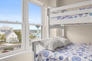 Oceanfront Villa 1 - Boardwalk Oceanfront - 3