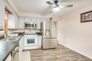Spacious Delaware Home with Game Room! - Delaware - 5