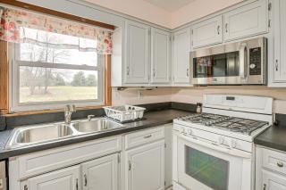 Spacious Delaware Home with Game Room! - Delaware - 2