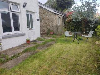Garden Room - Cardigan - 8