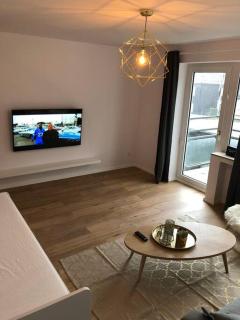 Sanierte 2 Zimmer Wohnung am CentrO in Oberhausen - Oberhausen - 6