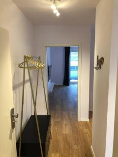 Sanierte 2 Zimmer Wohnung am CentrO in Oberhausen - Oberhausen - 3