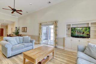 Oceanfront Villa 4(109) Boardwalk Oceanfront - 3