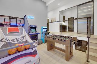 New! Luxury 5BR, W/Arcade, Sauna, Views, Fire Pit! - San Diego - 9