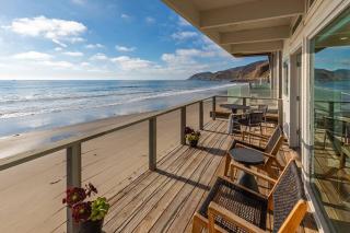 Malibu Beach House Getaway On Private Beach - Malibu - 9