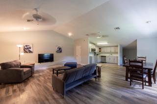 Lake Side Loft Appt - Loxahatchee - 3