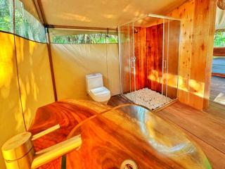 Beachfront luxury glamping - 5