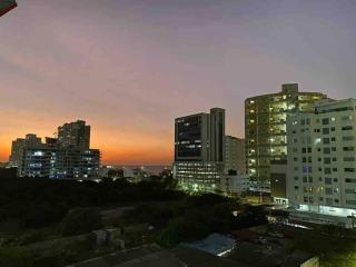 Moderno y amplio apartamento cerca a la playa! - Cartagena das Índias - 5